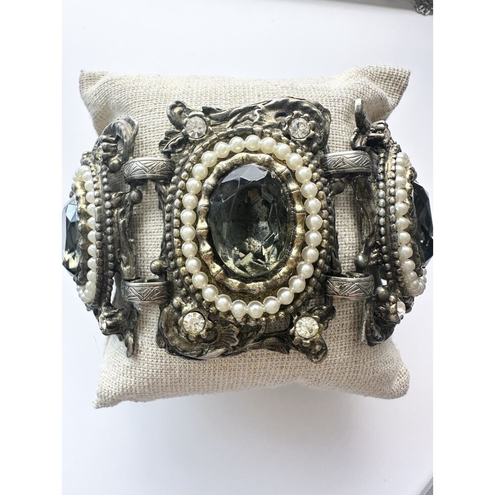 Vintage Faux Pearl Rhinestone Link Statement Bracelet 7.75”